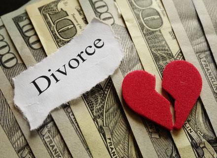 How Is Alimony Determined in a Michigan Divorce?